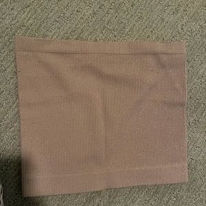 Woman’s bandeau crop top